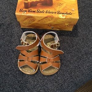 Saltwater sandals